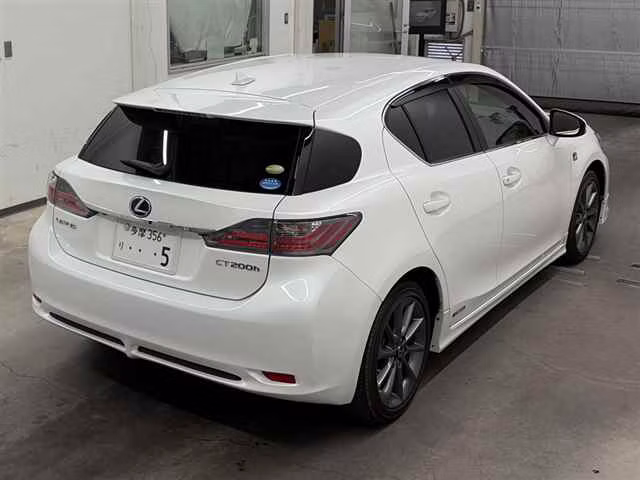 LEXUS CT200H