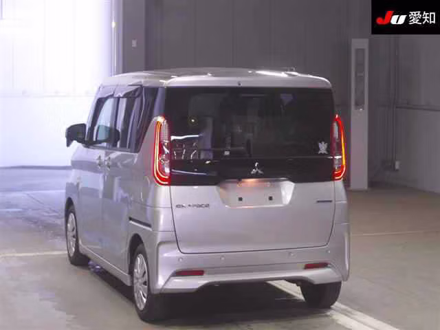 MITSUBISHI EK SPACE