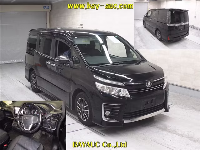 TOYOTA VOXY