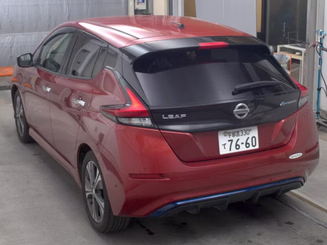 NISSAN LEAF