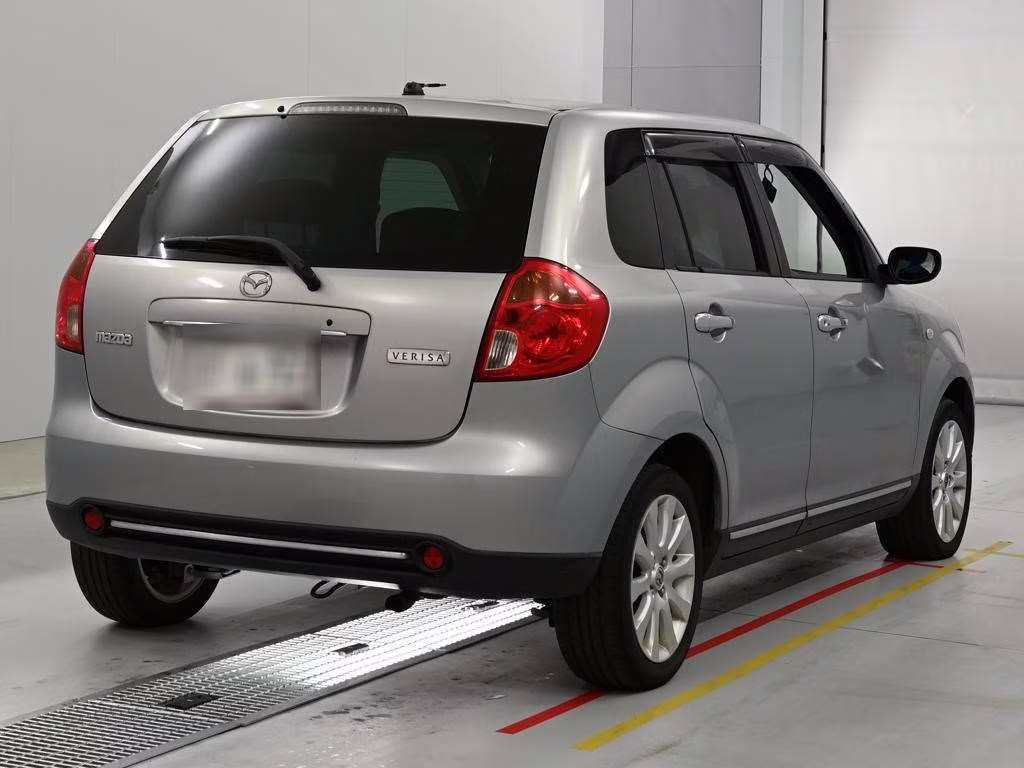 MAZDA VERISA