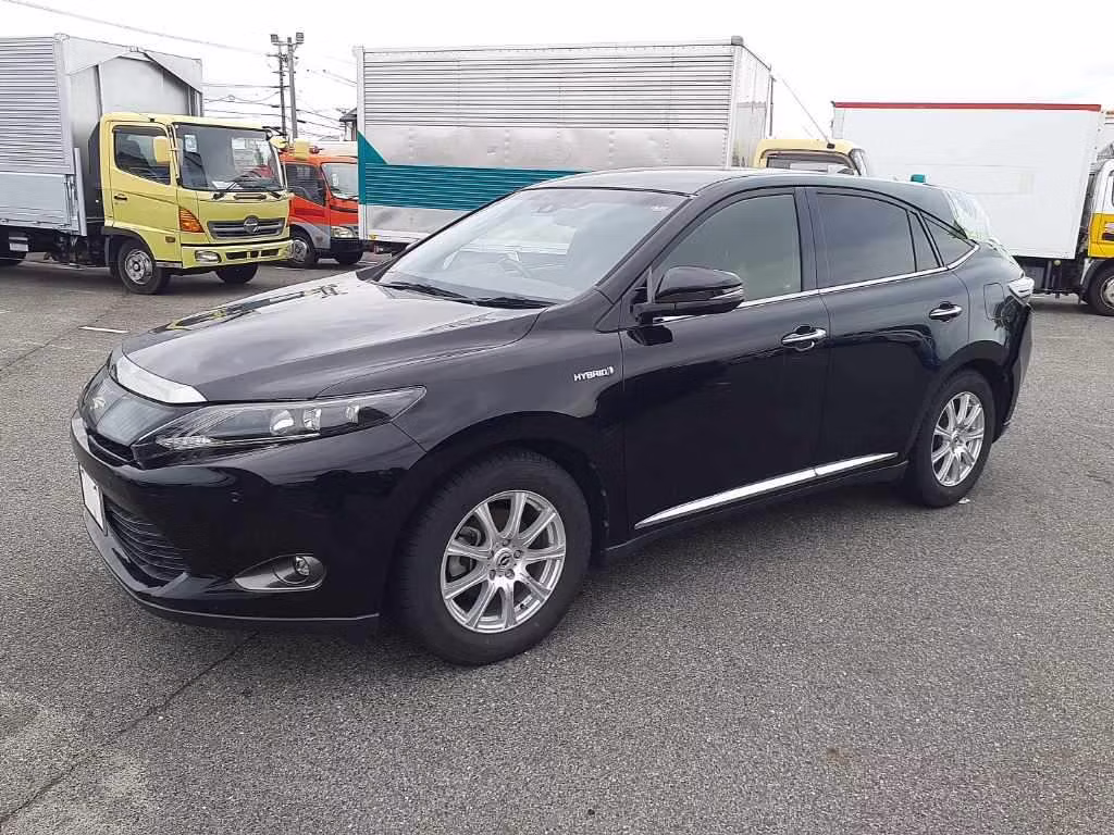 TOYOTA HARRIER