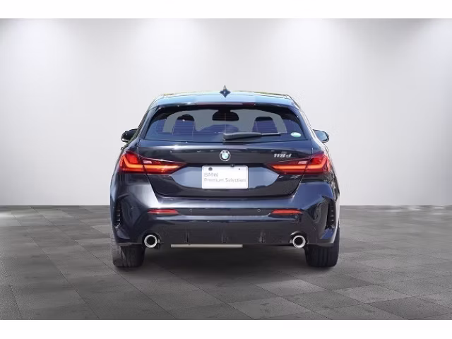 BMW 1-SERIES