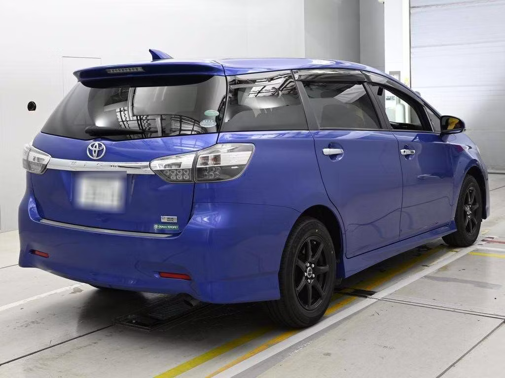 TOYOTA WISH