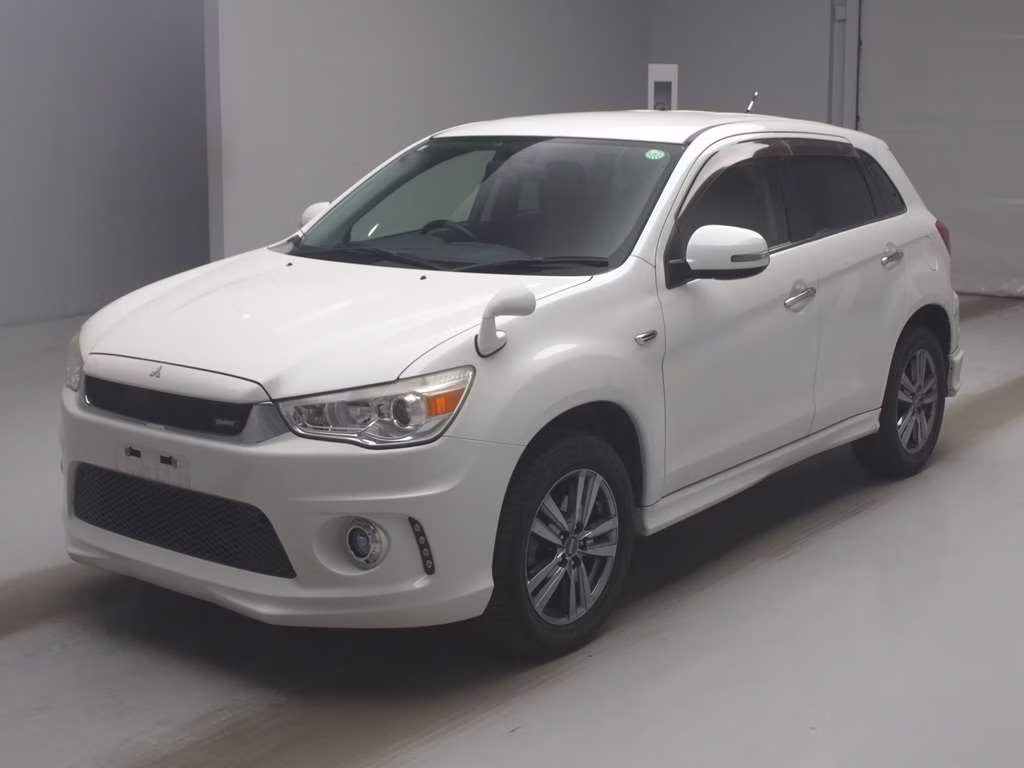 MITSUBISHI RVR