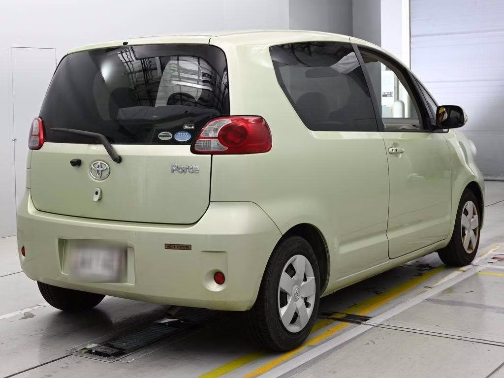 TOYOTA PORTE
