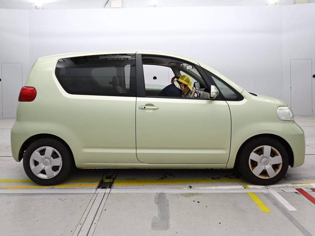 TOYOTA PORTE