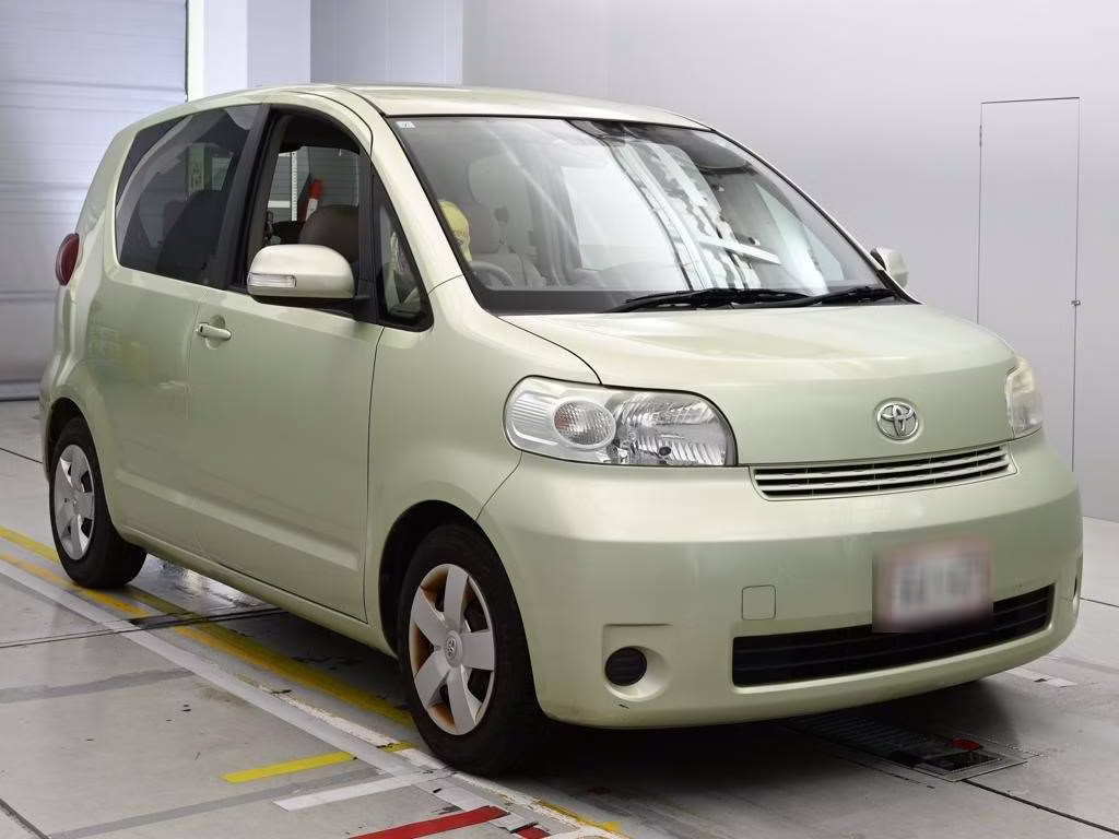 TOYOTA PORTE