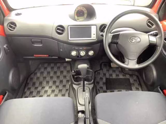 DAIHATSU ESSE