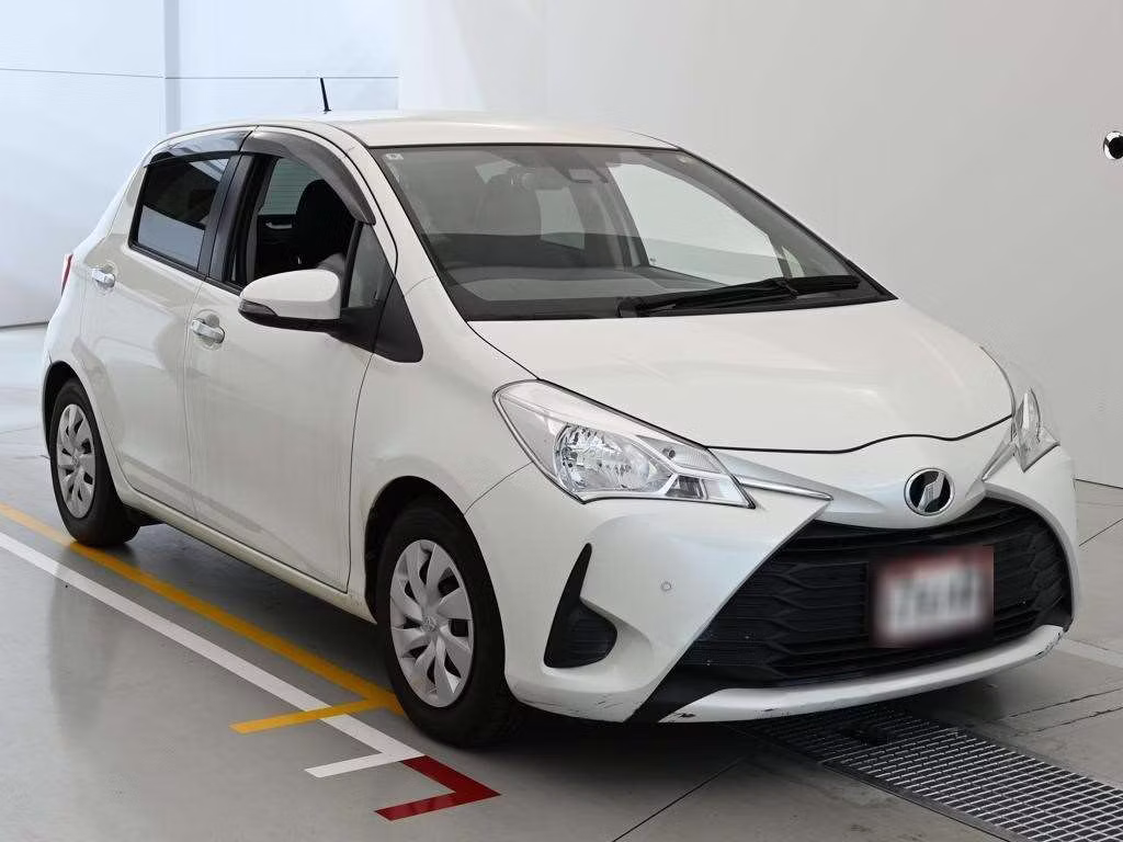 TOYOTA VITZ