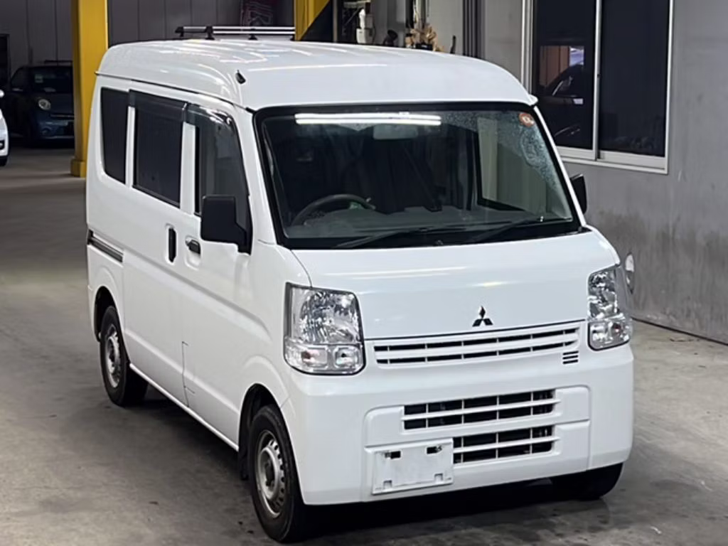 MITSUBISHI MINICAB