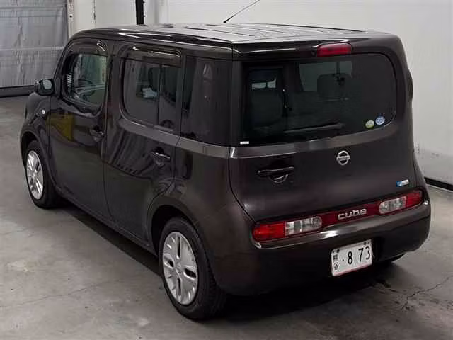 NISSAN CUBE