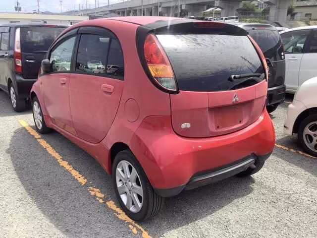 MITSUBISHI I