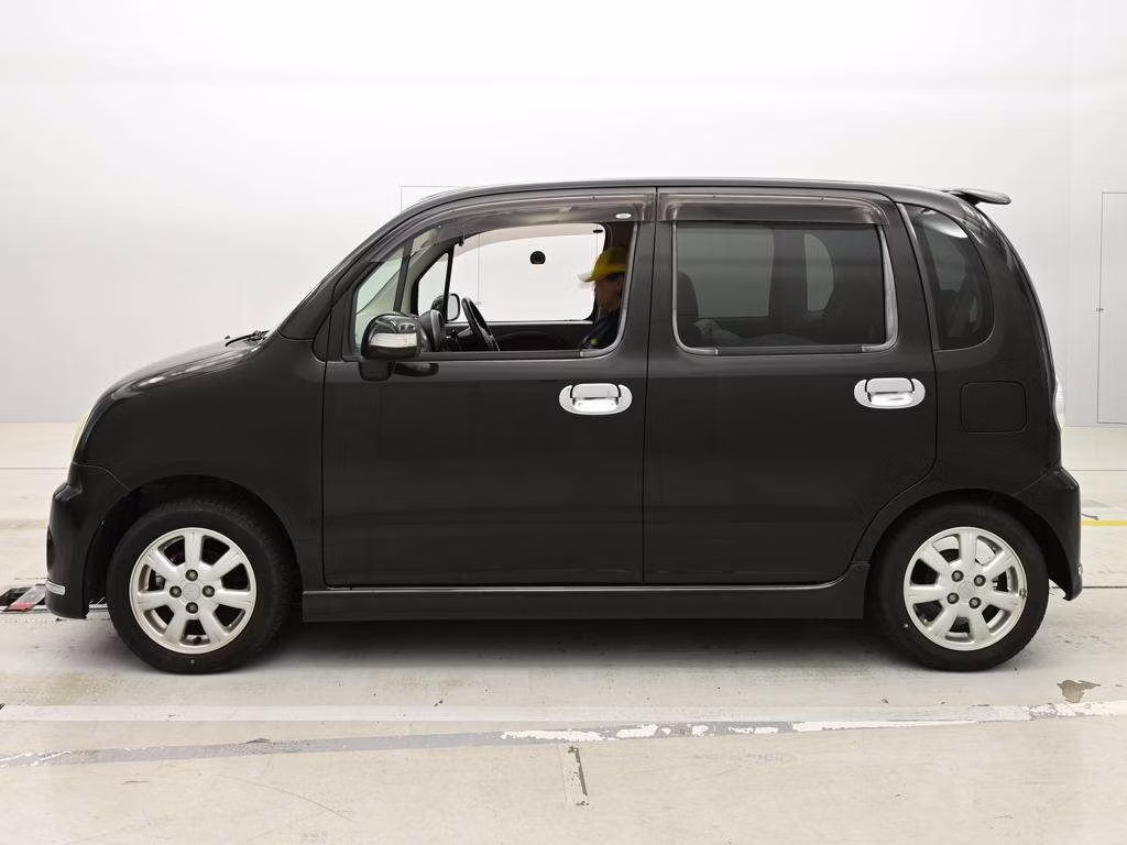 DAIHATSU MOVE LATTE
