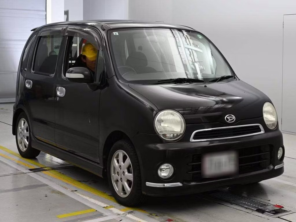 DAIHATSU MOVE LATTE