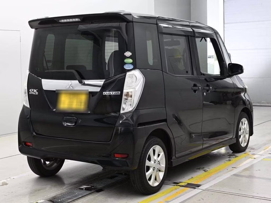 MITSUBISHI EK SPACE