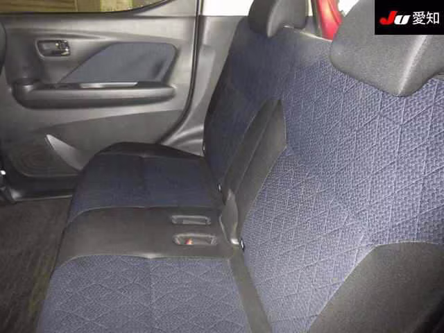 MITSUBISHI EK X