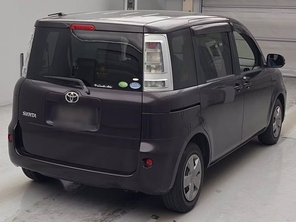 TOYOTA SIENTA