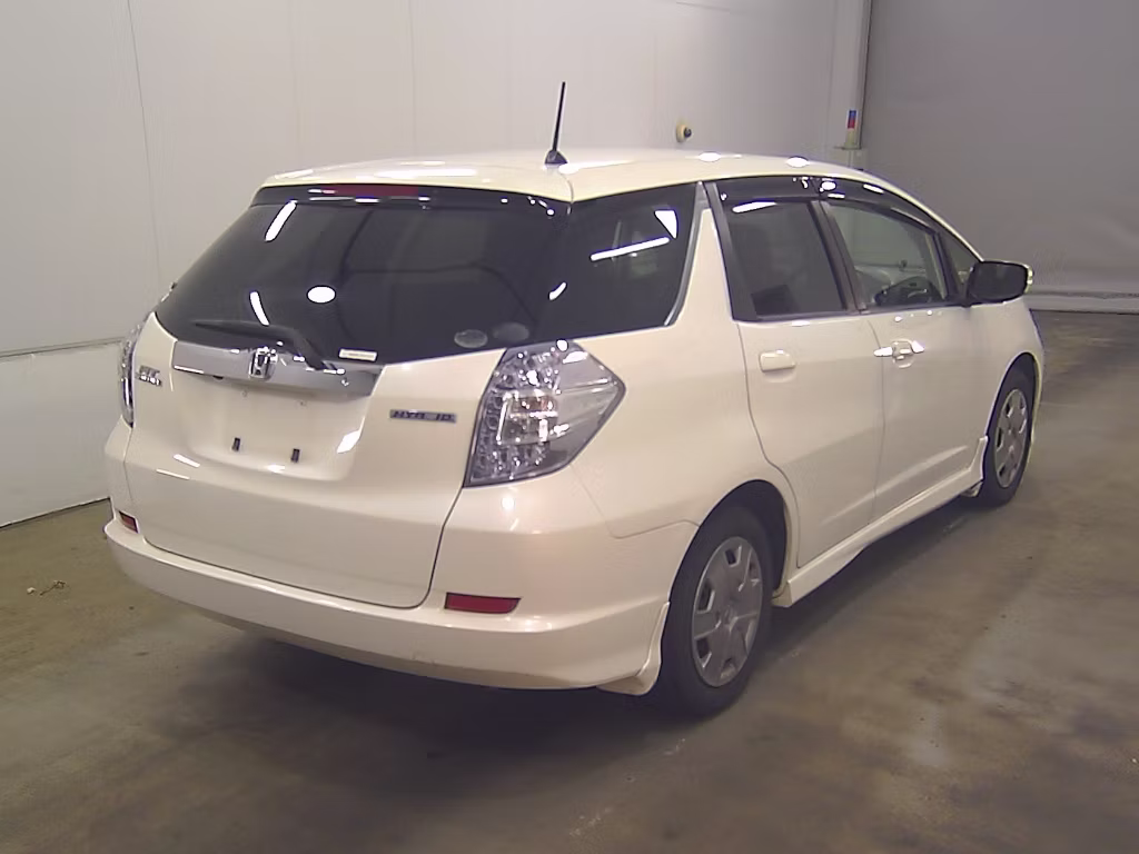 HONDA FIT SHUTTLE