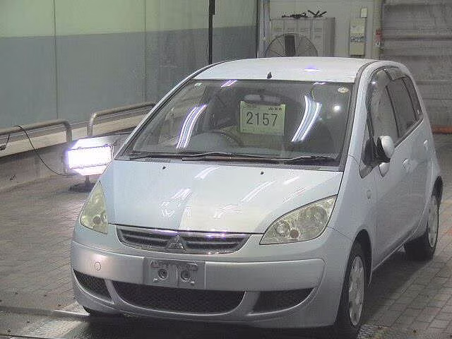 MITSUBISHI COLT