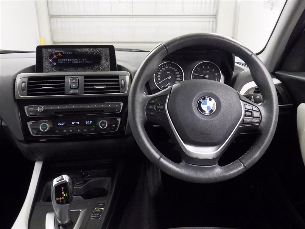 BMW 1-SERIES