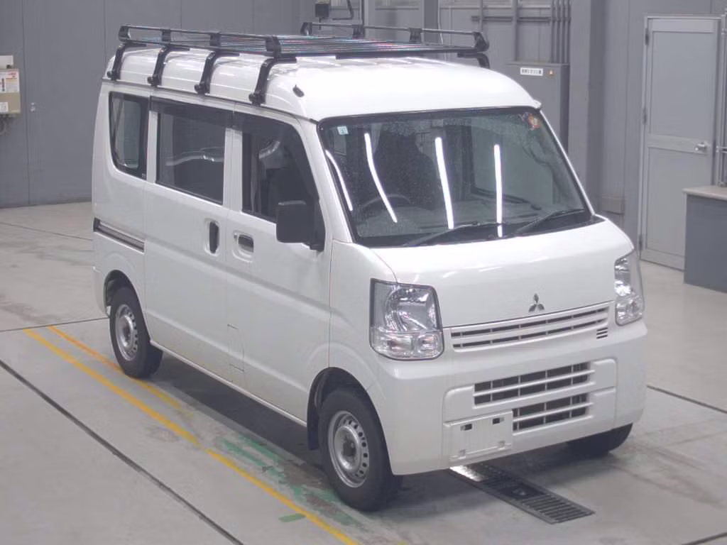 MITSUBISHI MINICAB