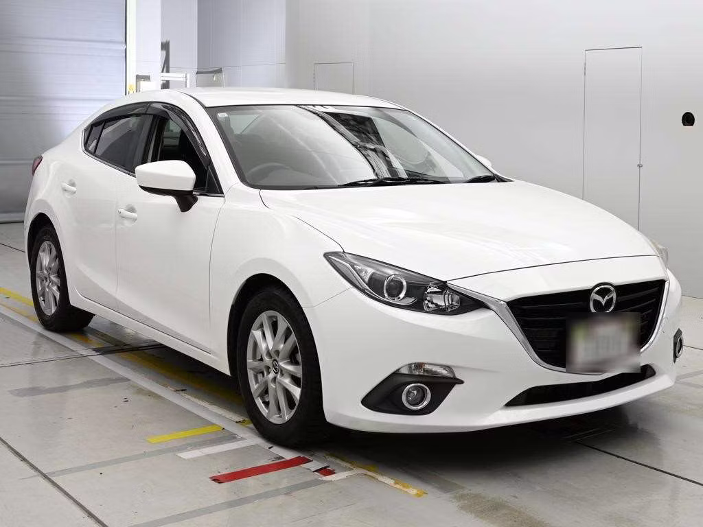 MAZDA AXELA