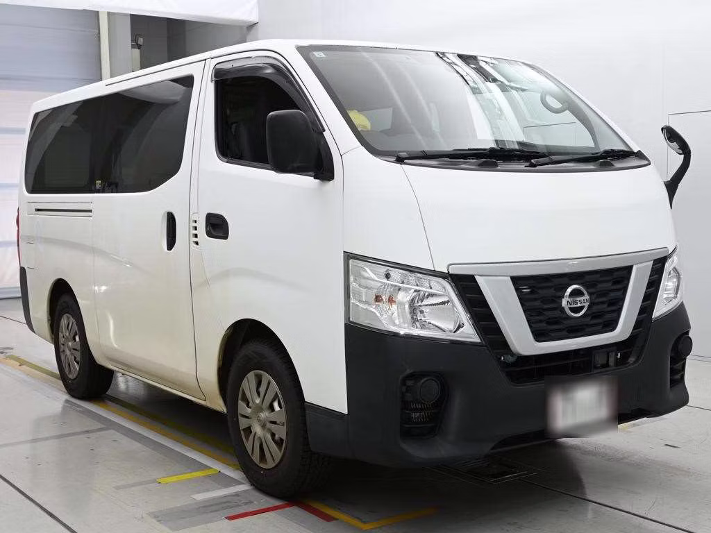 NISSAN NV350 CARAVAN