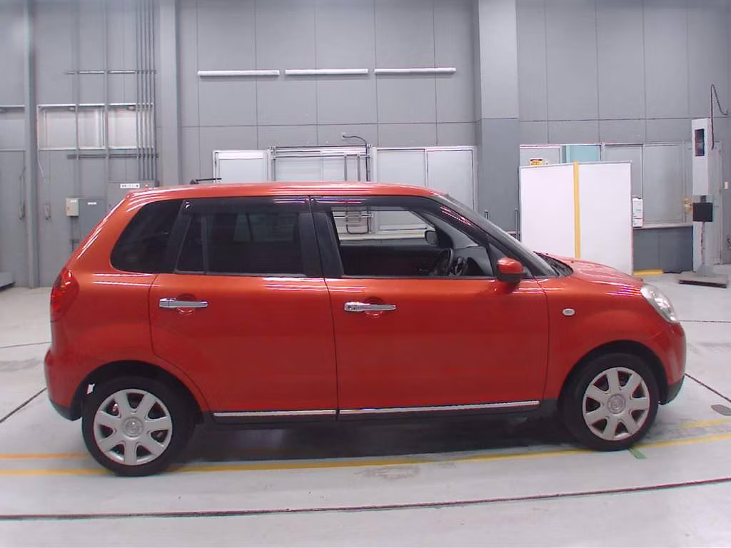 MAZDA VERISA