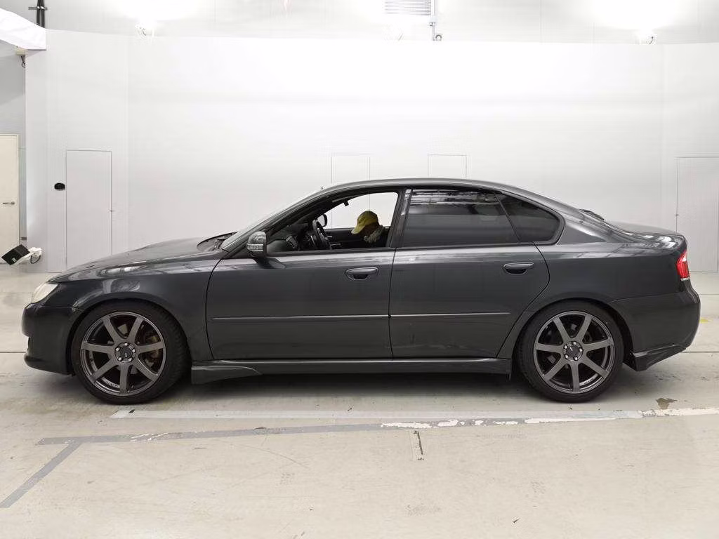 SUBARU LEGACY B4
