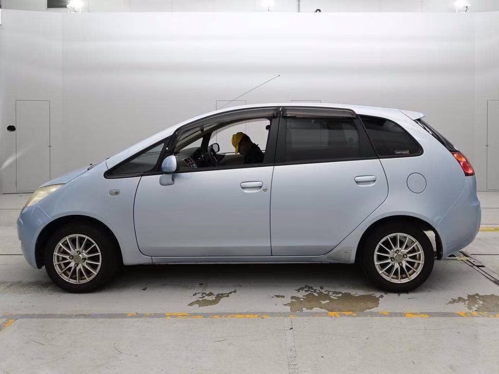 MITSUBISHI COLT PLUS