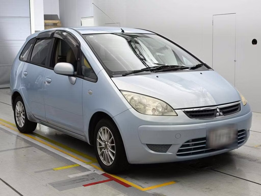 MITSUBISHI COLT PLUS