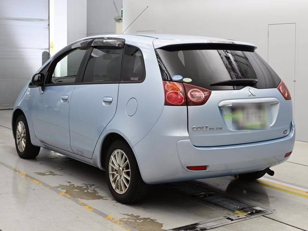 MITSUBISHI COLT PLUS