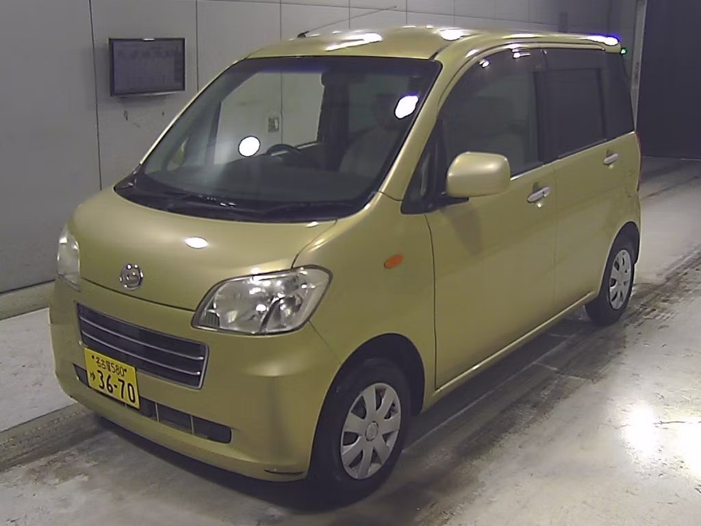 DAIHATSU TANTO EXE