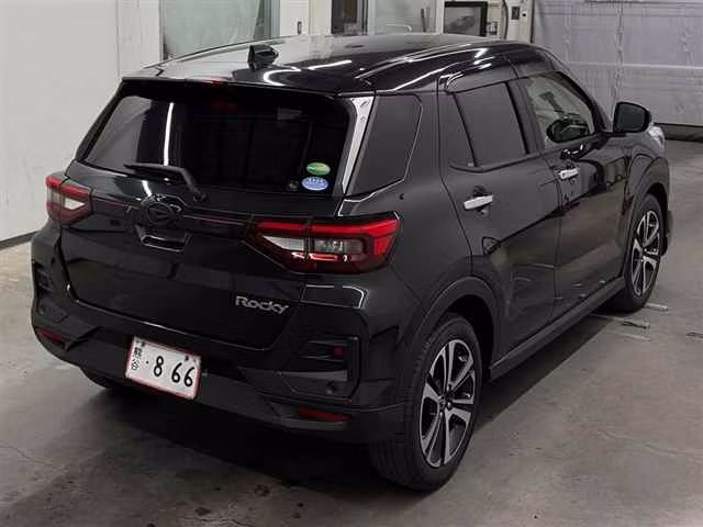 DAIHATSU ROCKY