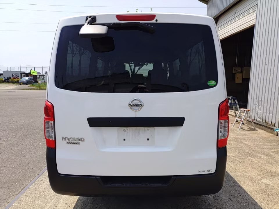 NISSAN NV350 CARAVAN