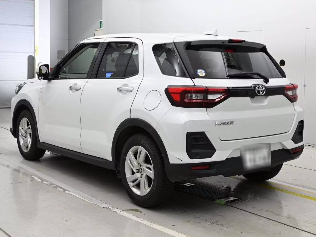 TOYOTA RAIZE