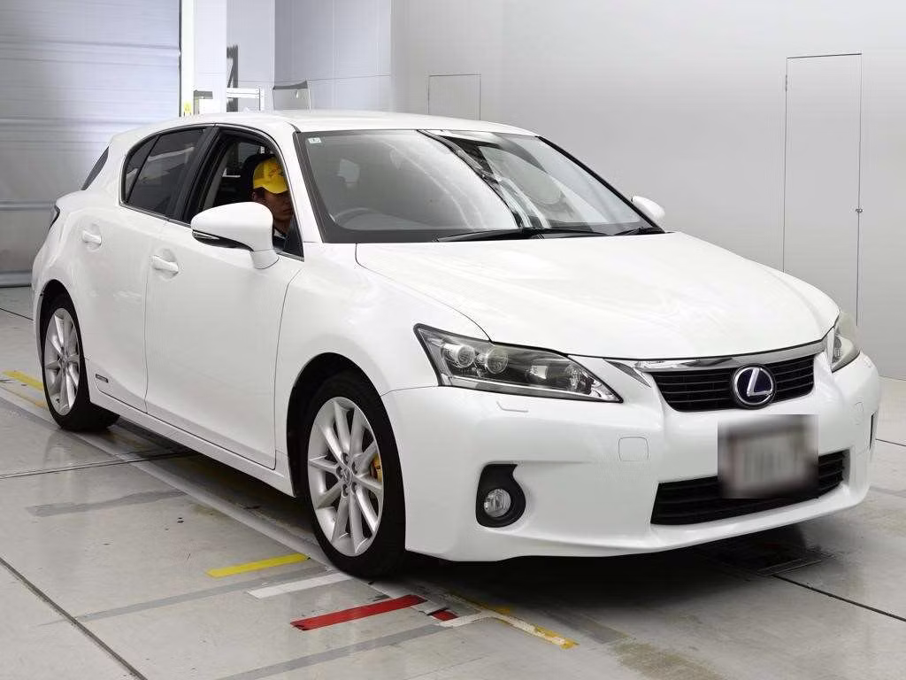 LEXUS CT200H