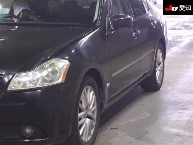 NISSAN FUGA