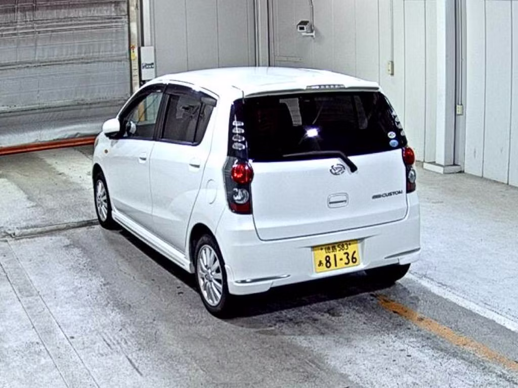 DAIHATSU MIRA