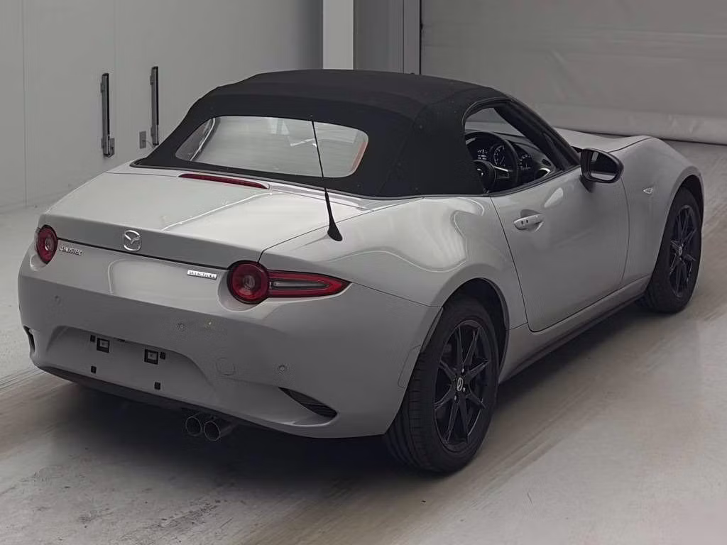 MAZDA ROADSTER