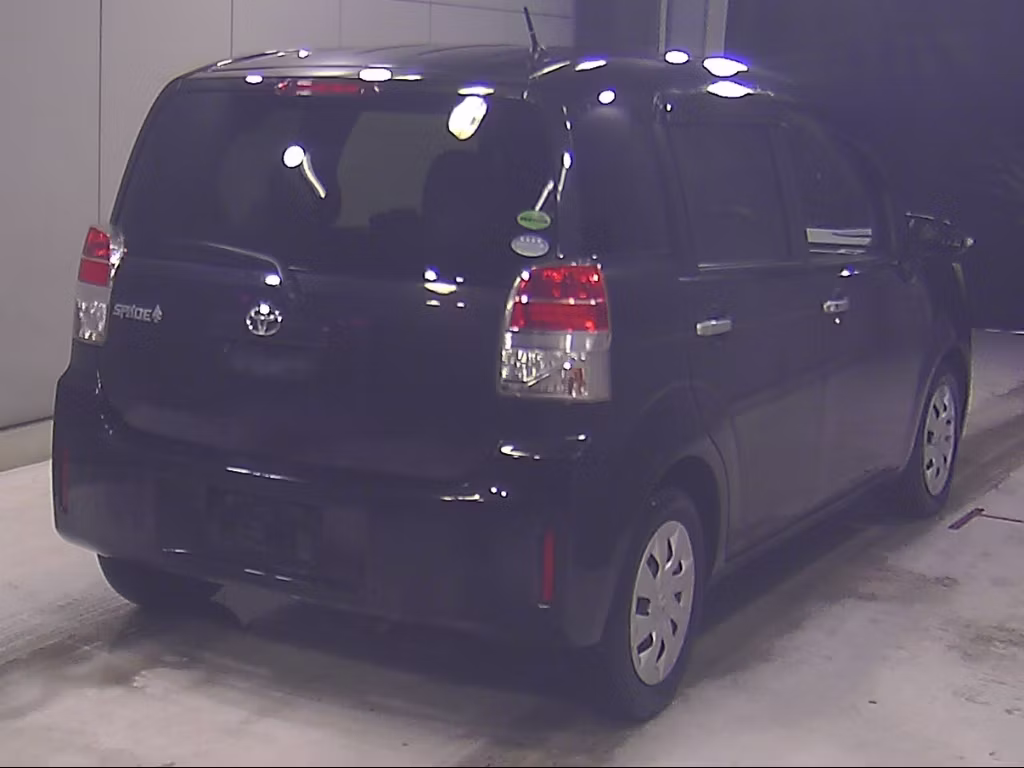 TOYOTA SPADE