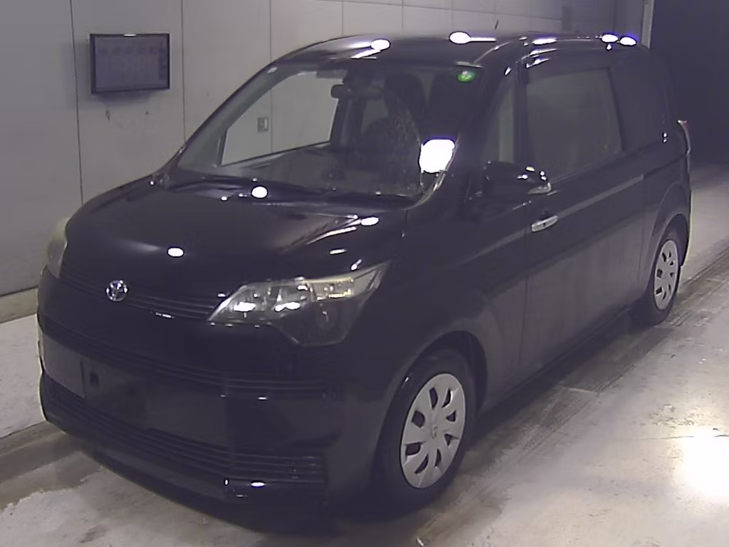 TOYOTA SPADE