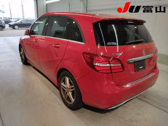 MERCEDES-BENZ B-CLASS