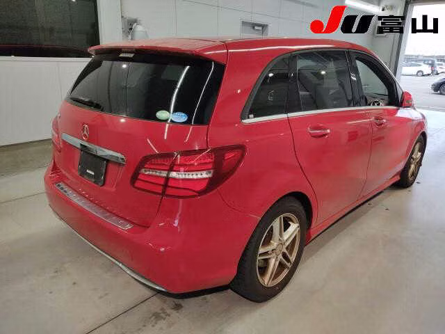 MERCEDES-BENZ B-CLASS