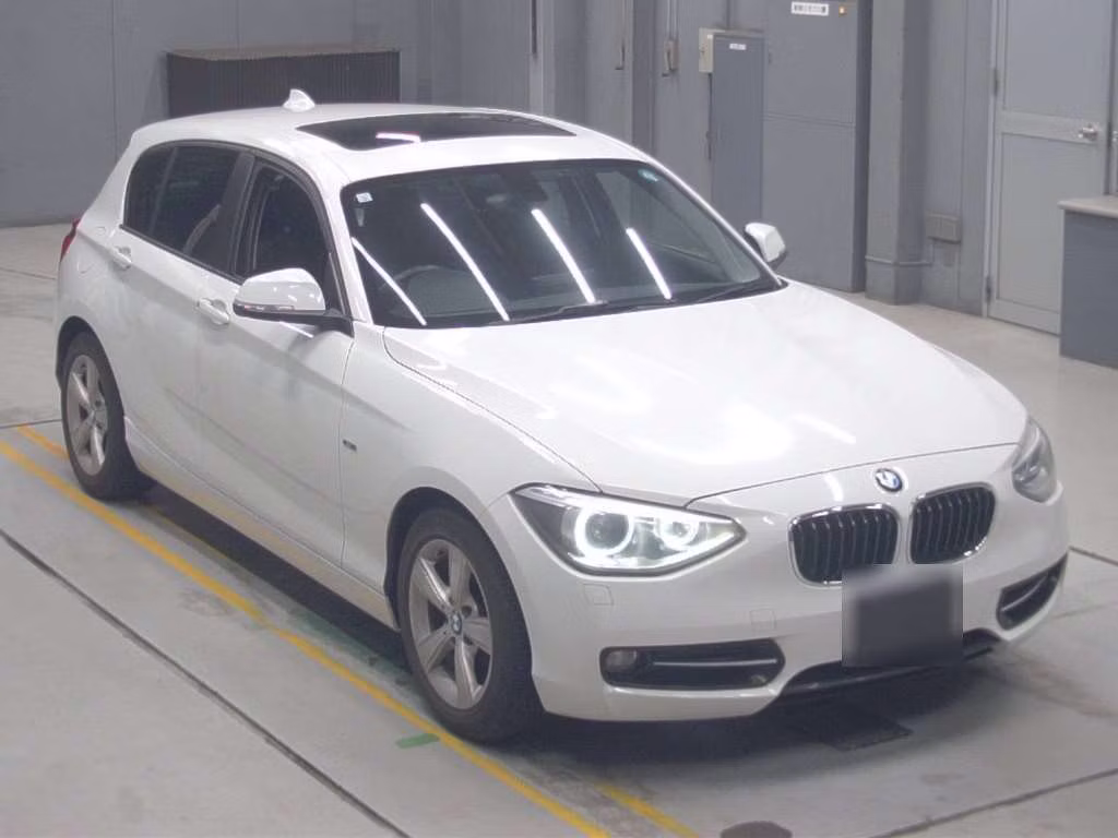 BMW 1-SERIES
