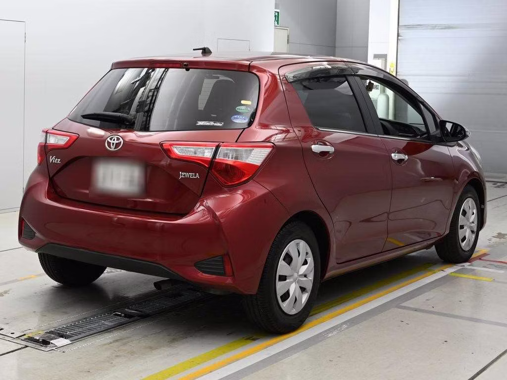 TOYOTA VITZ