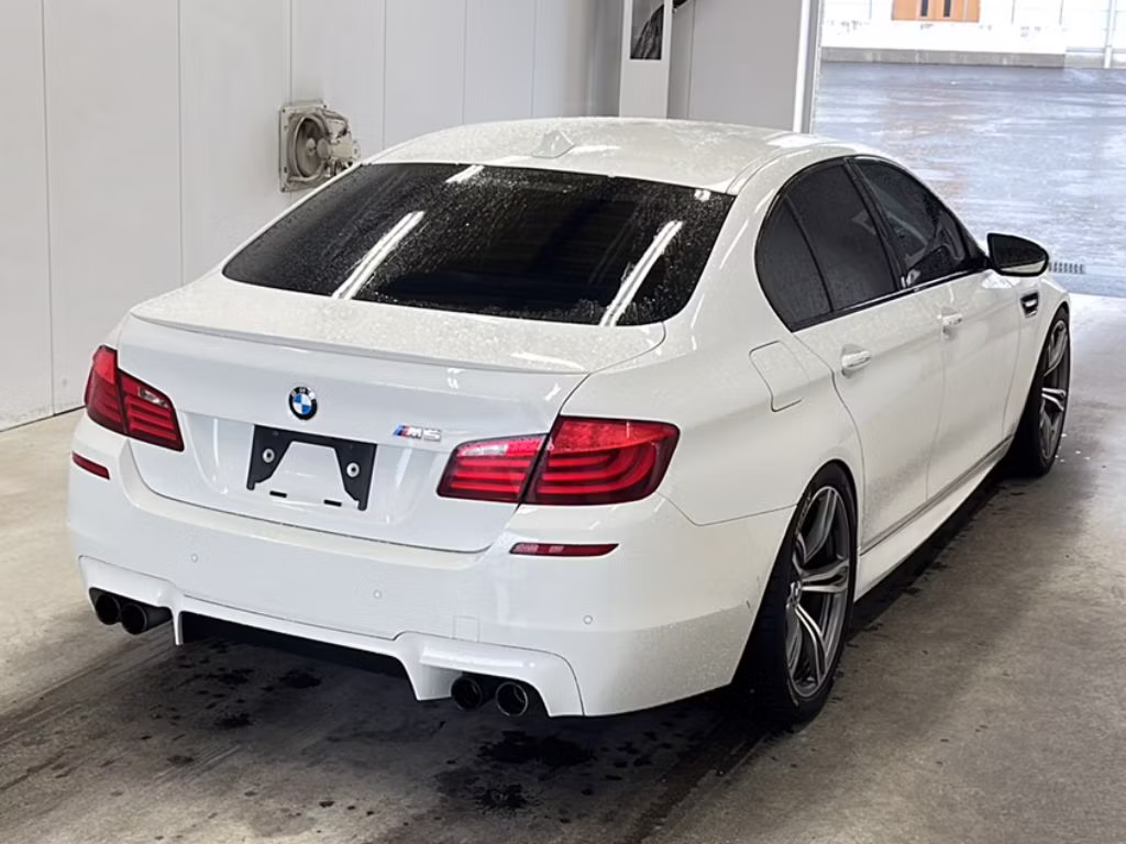 BMW M5