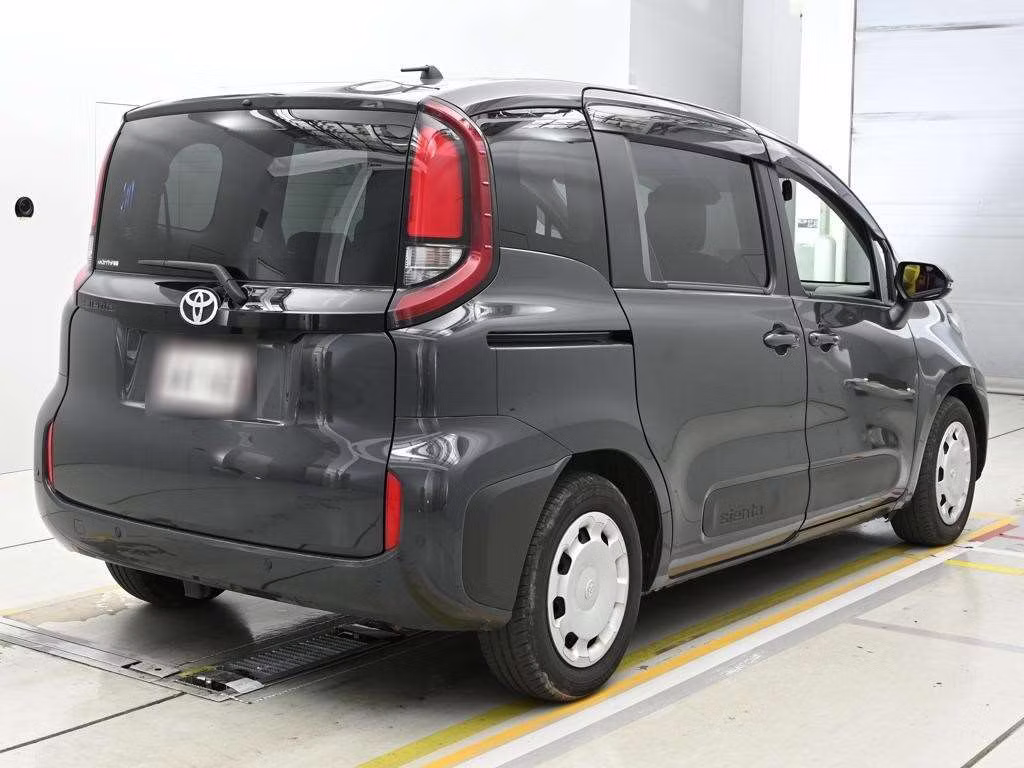 TOYOTA SIENTA
