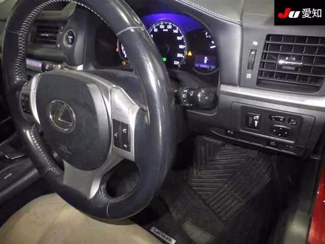 LEXUS CT200H